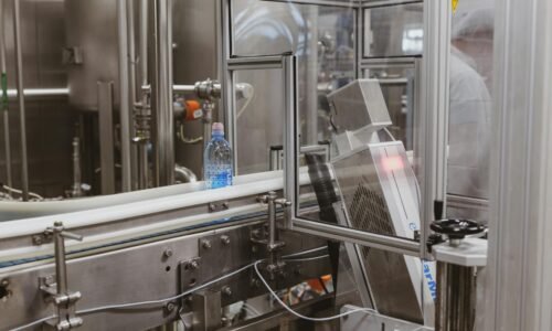 Para como a tecnologia reduz falhas de execução, ela atua automatizando processos repetitivos, implementando sistemas de veri