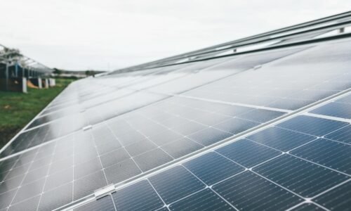 Para edifícios com eficiência net-zero energeticamente, o objetivo é produzir tanta energia quanto consomem anualmente, geral