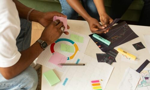 Para interoperabilidade de dados e colaboração em grandes projetos, é a capacidade de diferentes sistemas e equipes trocarem