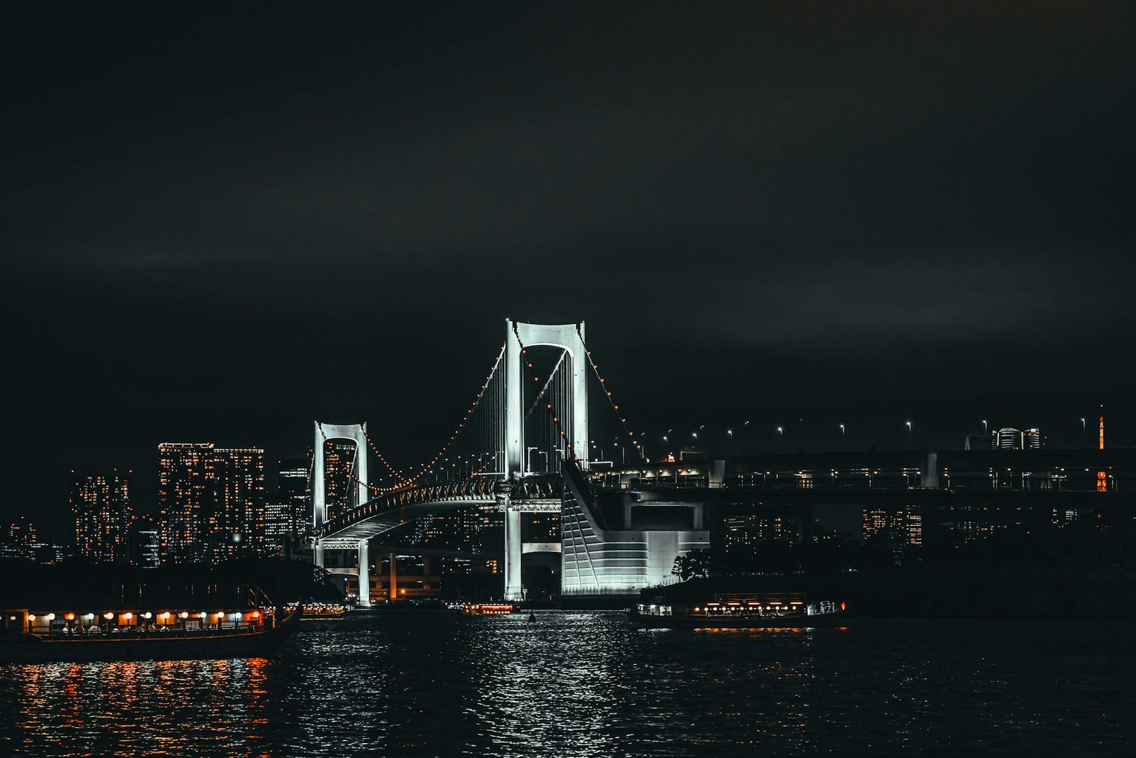 Para a tendência de urban reef e design integrado à água, trata-se de uma abordagem inovadora que incorpora ecossistemas aquá